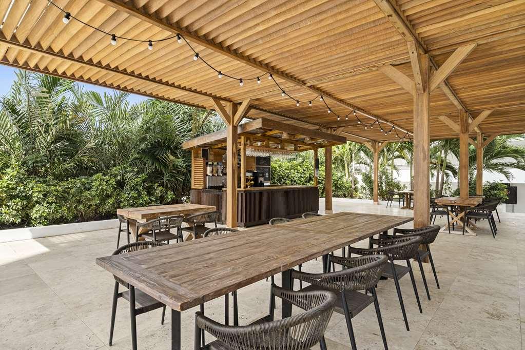 The Rif At Mangrove Beach Corendon All-Inclusive Curio Willemstad Restoran fotoğraf